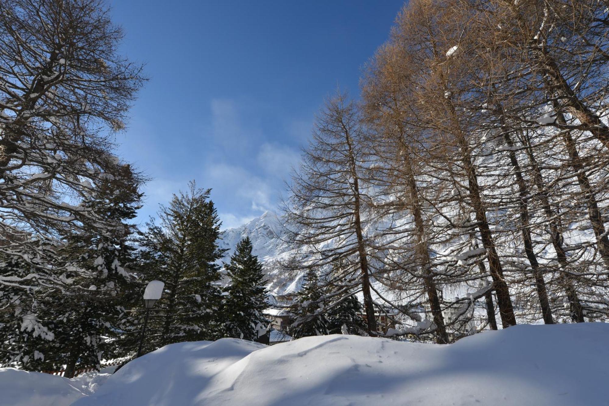Mollino Rooms Breuil-Cervinia Exterior foto